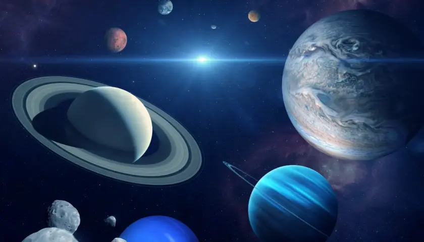 Merkury w Wodniku, wśród planet i asteroid, w otoczeniu gwiezdnego pyłu i odległych mgławic.