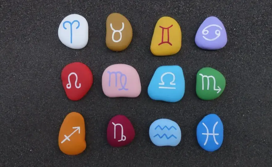 Zgodność znaków zodiaku w związku - co naprawdę pokazuje?